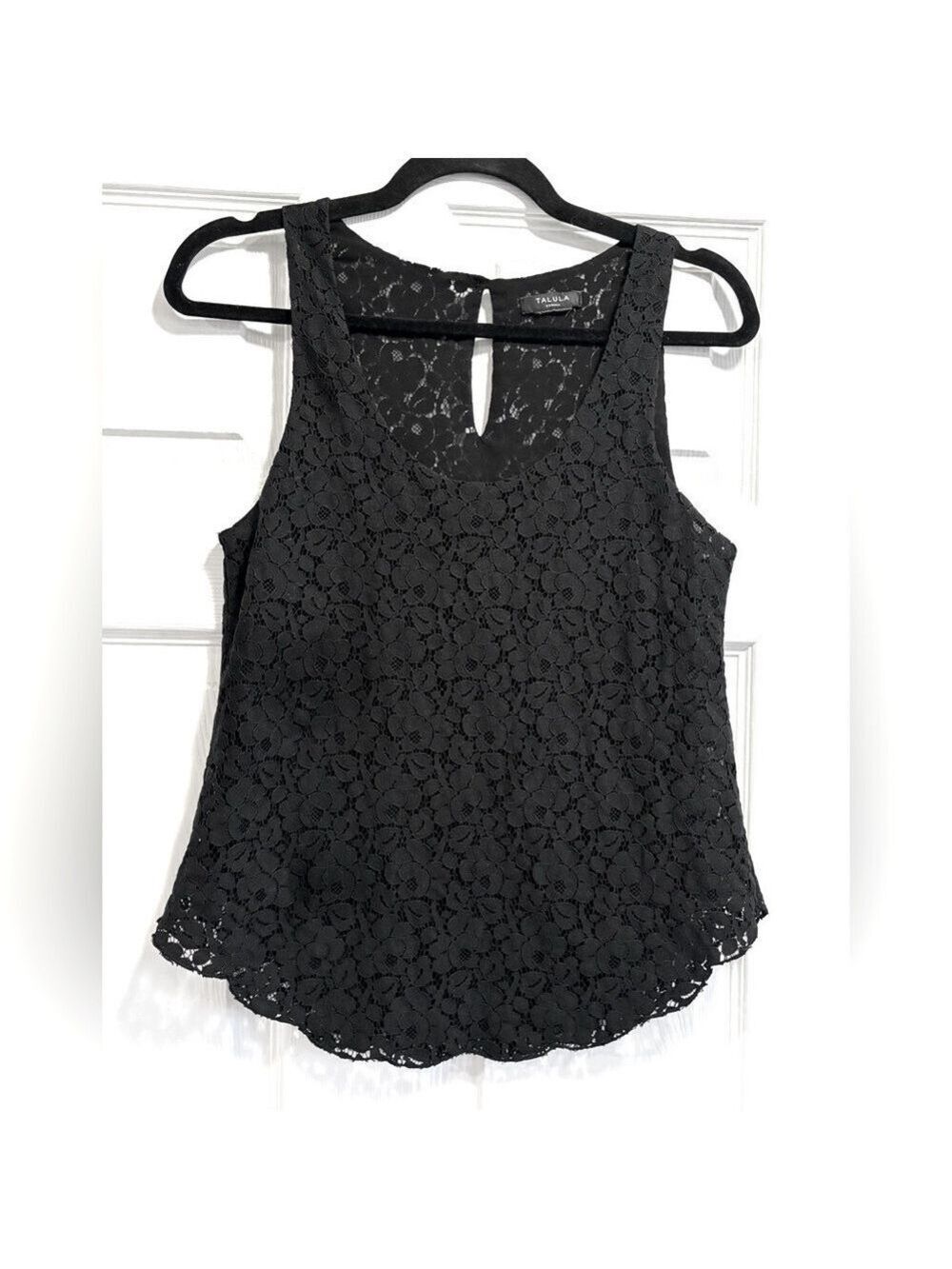 Aritzia Talula Black Lace Betty Sleeveless Lined Tank Top Blouse Size XS